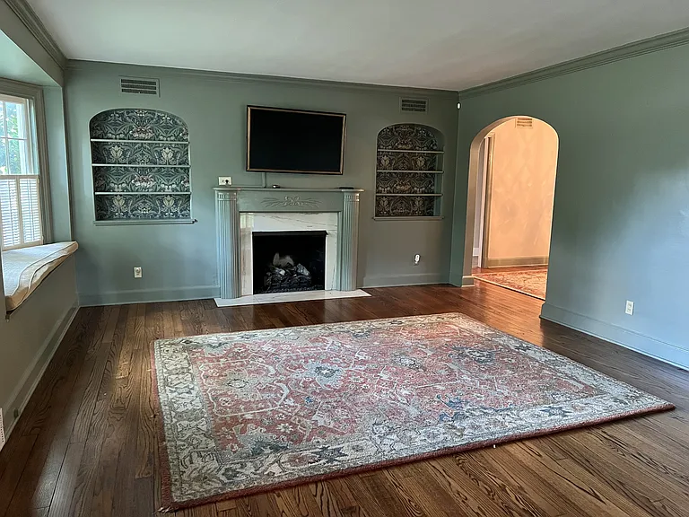 527 S Goodlett St — Photo 11