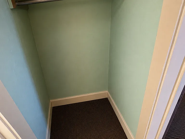 1017 Vine St — Photo 13