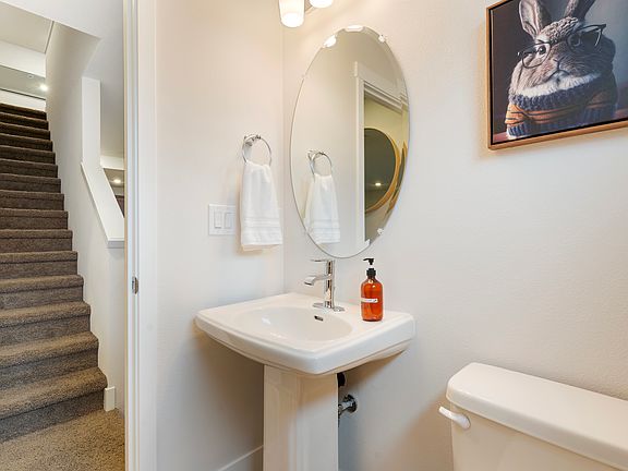 4th image of 6916 NE 16th Ave #1