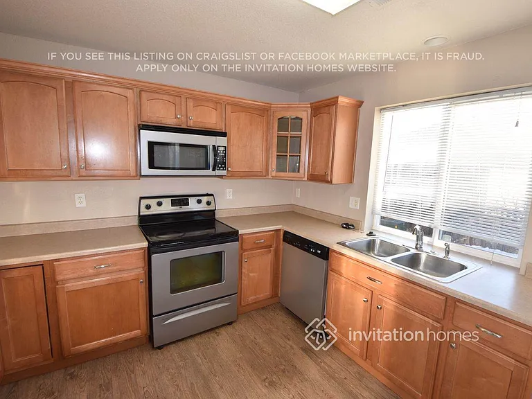 2302 Quartz St — Photo 6