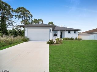 3210 30th St SW, Lehigh Acres, FL 33976