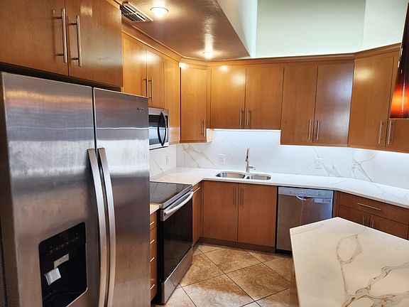 2nd image of 13578 Admiral Ct