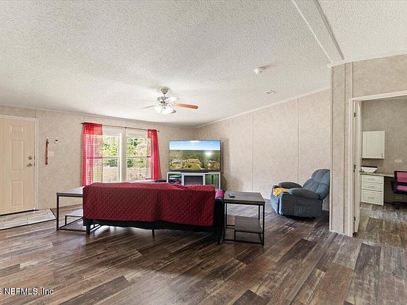 4th image of 10340 CROTTY Avenue