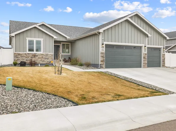 2862 Heathrow Ave, Casper, WY 82609