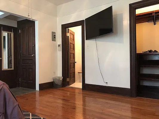 Rented by EXR | media 7