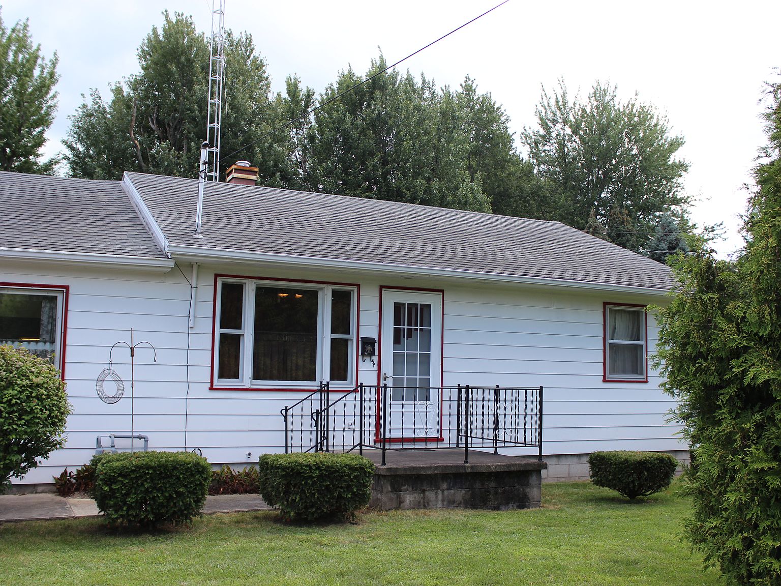 217 W Crocker St, Bradner, OH 43406 Zillow