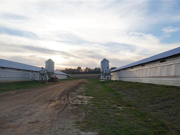 3rd image of 8772 County Road 378 S