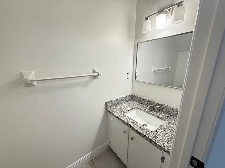 133 Garden Dr — Photo 6