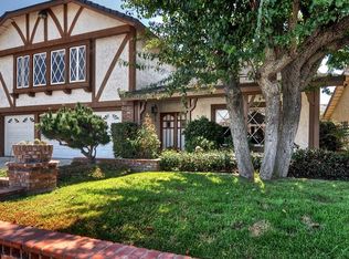 8892 Cliffside Dr, Huntington Beach, CA 92646