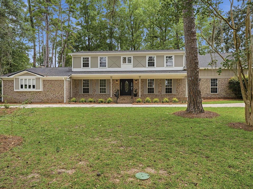 1st image of 2206 Limerick Dr
