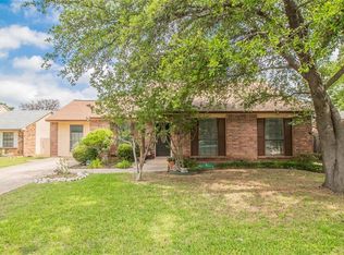 6971 Wildbriar Ct W, Fort Worth, TX 76120
