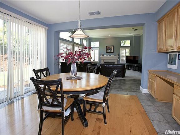 2nd image of 6517 Laurel Crest Cir