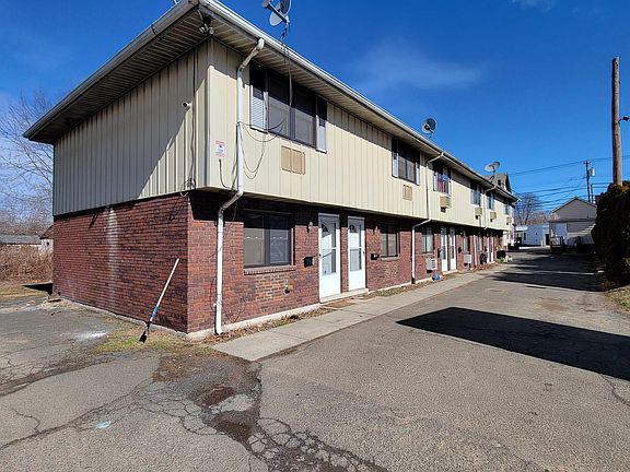 2nd image of 464 Main St #6