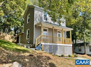 1215 Ashby St, Staunton, VA 24401
