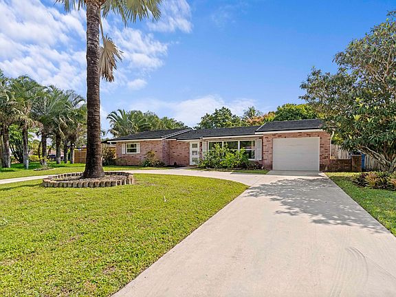 4th image of 324 Sandpiper Avenue