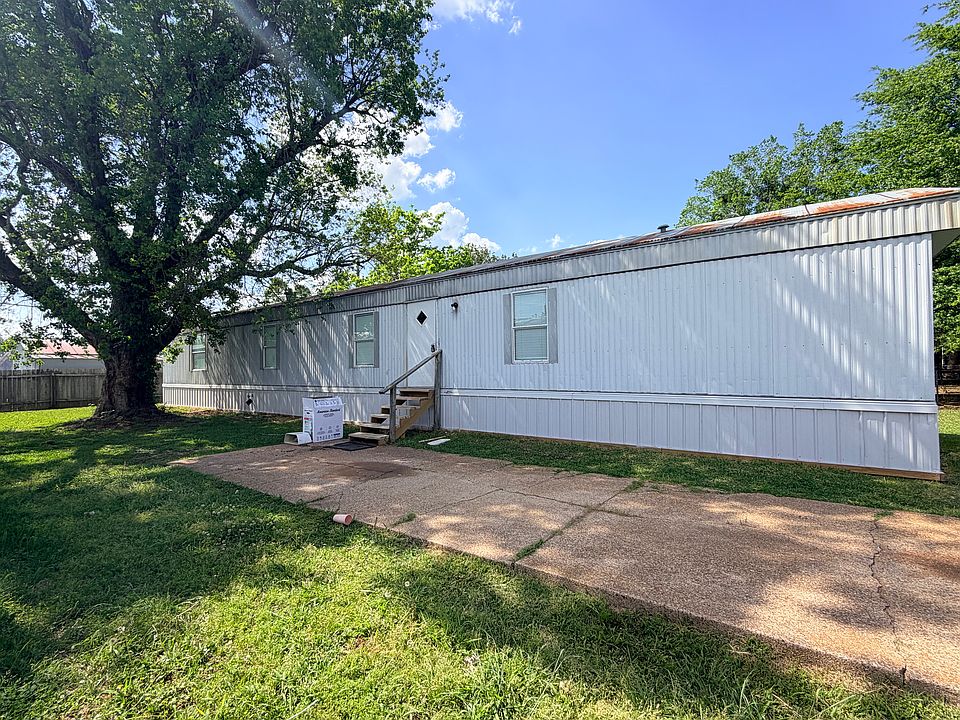 1st image of 5231 Clover Ln