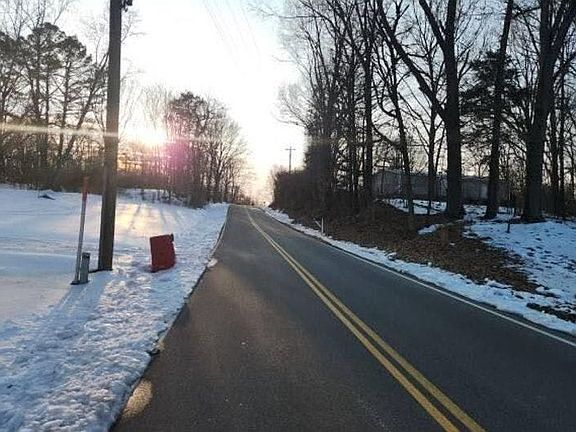 4th image of 77 Laneview Concord Rd