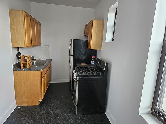 3rd image of 901 80th St #3D
