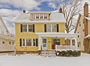 3008 E Derbyshire Rd, Cleveland Heights, OH