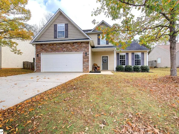 225 Worcester Ln, Easley, SC 29642