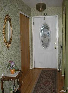 3rd image of 1560 Aintree Dr