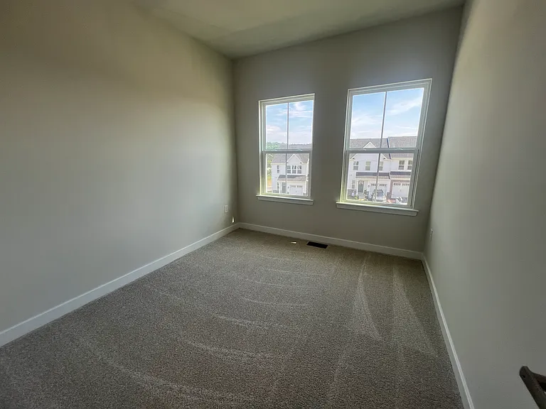 2511 Baydon Ln — Photo 6