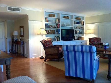 1st image of 2400 Gulf Shore Blvd N APT 103