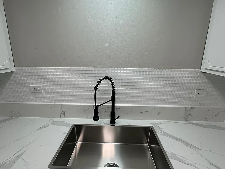 5486 S Archer Ave S #1C — Photo 15
