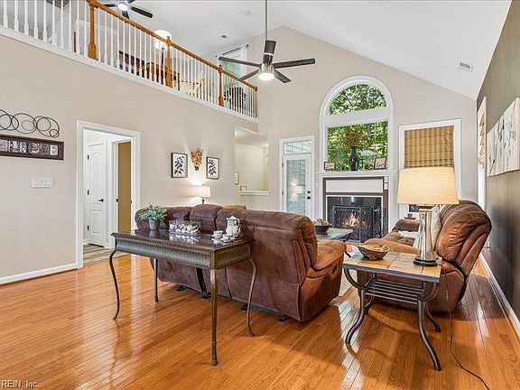 2nd image of 2816 King Rook Ct