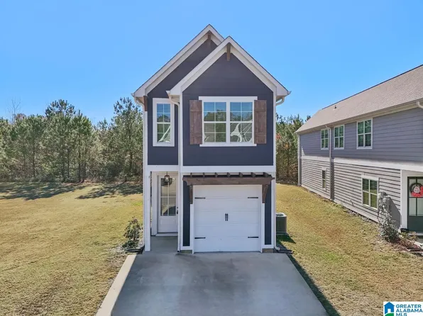 247 Creek Run Way, Calera, AL 35040