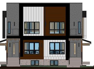 9322 168th St NW, Edmonton, AB T5R 2W3