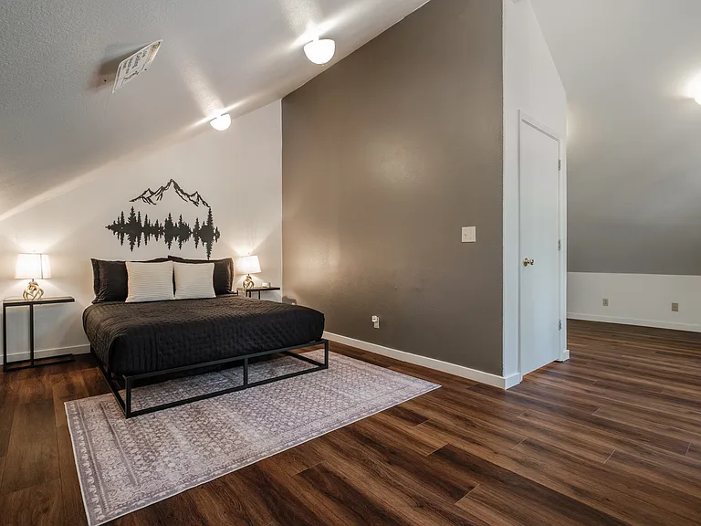 14296 Glacier View Dr — Photo 58
