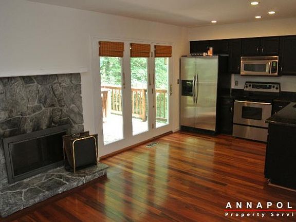 3rd image of 2826 Pennypond Ln