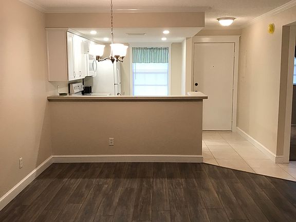 3rd image of 2465 Northside Dr APT 1902