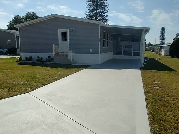 2nd image of 213 Greenhaven Rd W #213