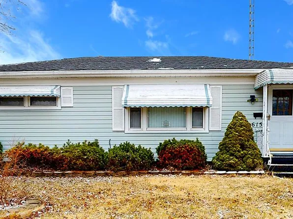 615 Davis St, Crestline, OH 44827