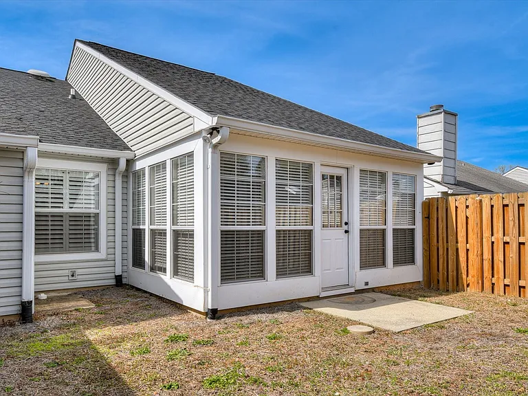 41 Innisbrook Dr #1 — Photo 31