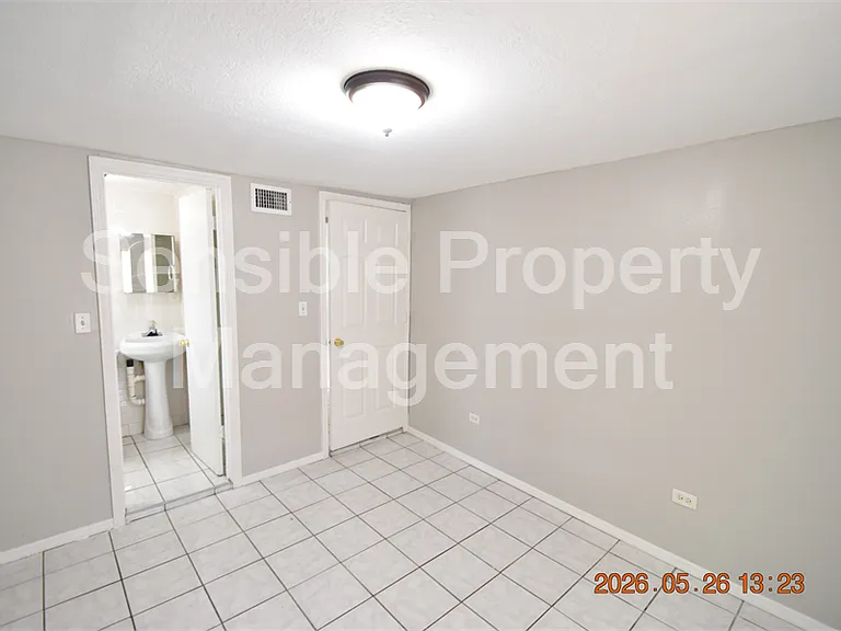 4011 W Marietta St — Photo 15