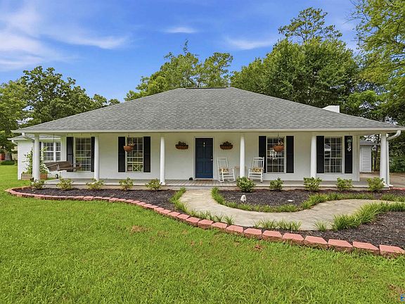 2nd image of 333 County Road 302