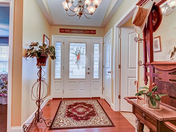 2nd image of 503 Wintergreen Dr