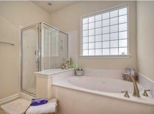 387 Decatur Dr, Summerville, SC 29483