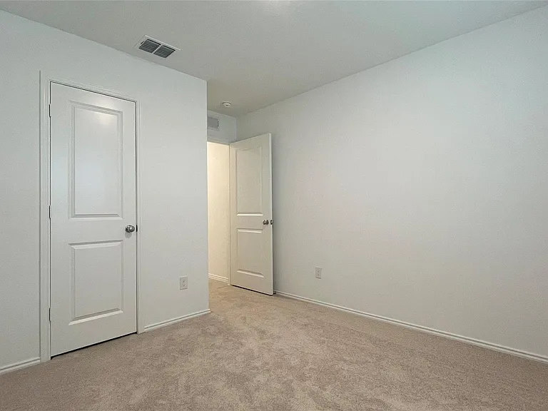 1130 Arborwood Dr — Photo 11
