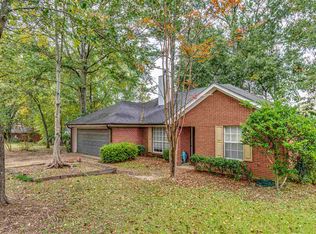 16 Jennifer Ct, Madison, MS 39110