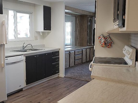 2nd image of 805 E McFarland Blvd