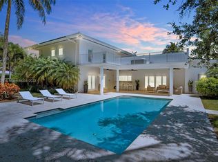 10755 SW 83rd Ave, Miami, FL 33156