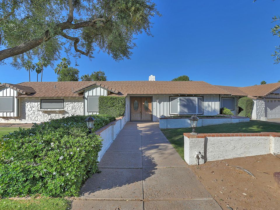 1st image of 909 N Barkley