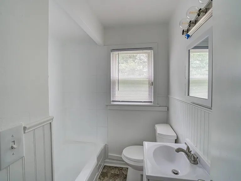 1343 Victory Dr — Photo 5