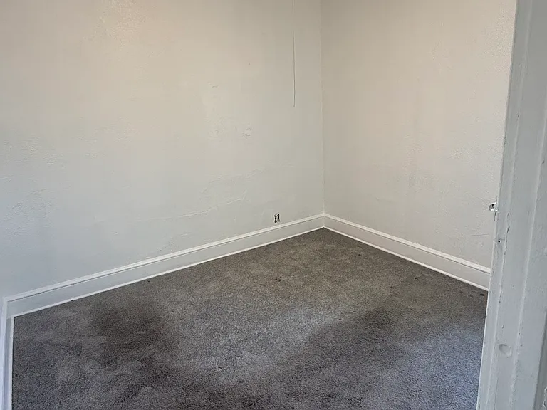 2110 W Grant St #1 — Photo 8
