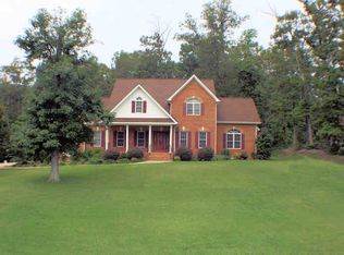 10642 Michmar Dr, Chester, VA 23831
