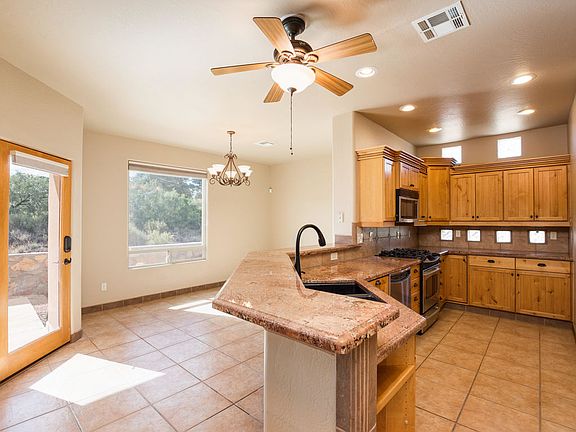 5th image of 1369 Fairway Village Dr